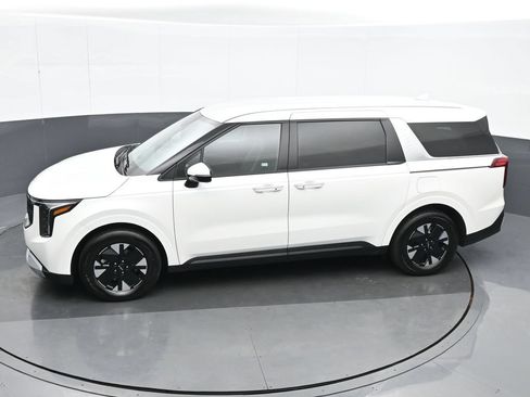 Used 2026 Kia Carnival LXS FWD image 20