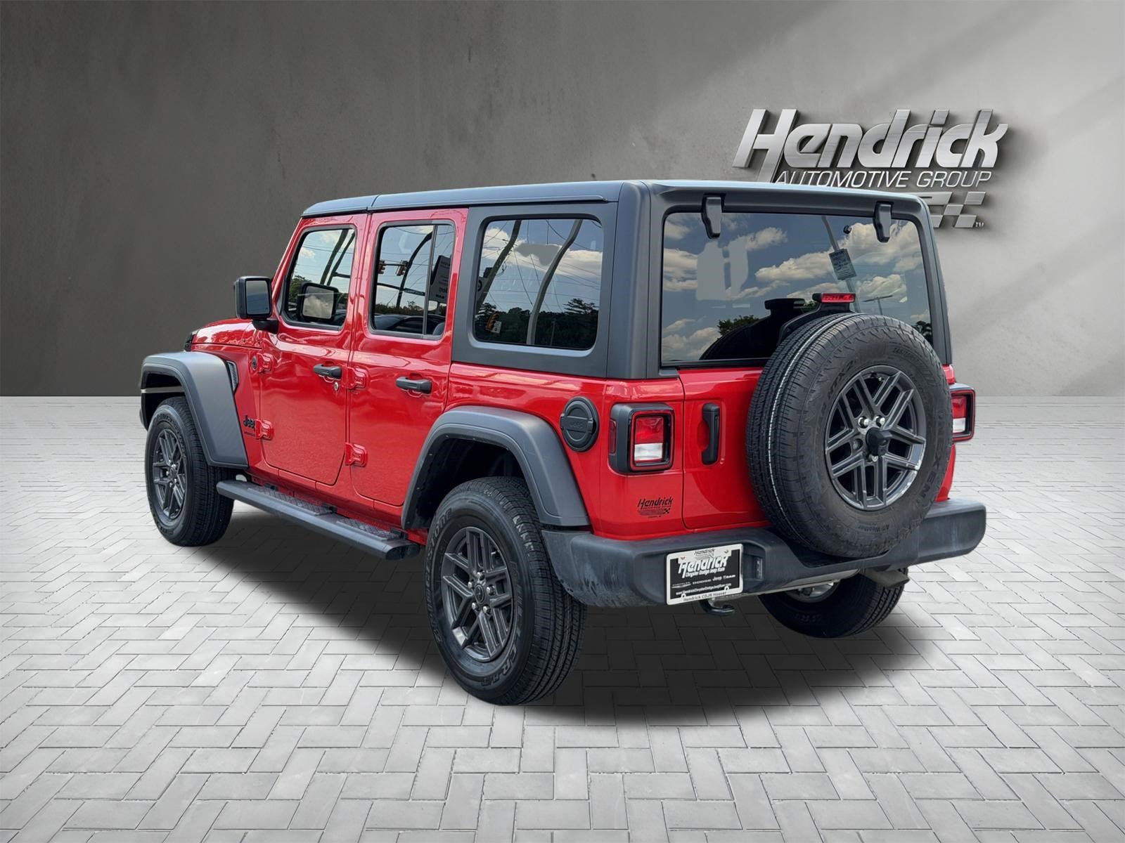 Used 2024 Jeep Wrangler Unlimited Sport AWD/4WD image 8