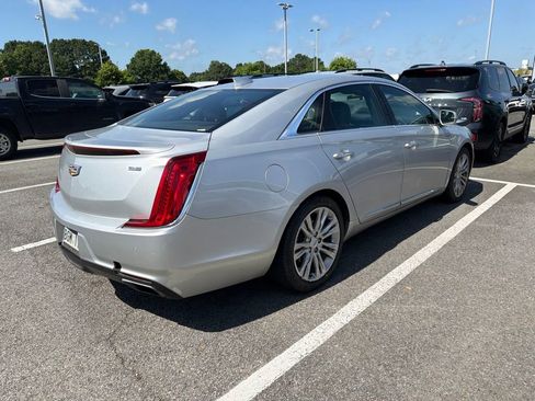 Used 2019 Cadillac XTS Luxury FWD image 3