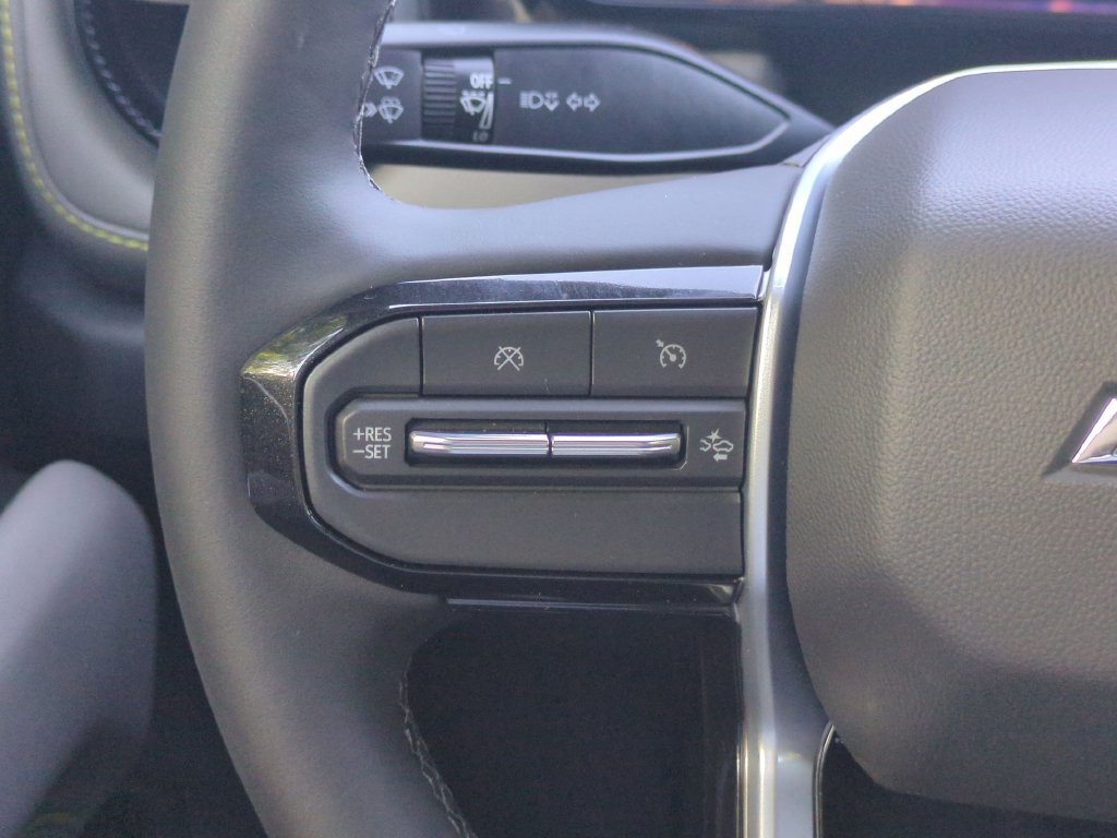 New 2026 Chevrolet Colorado ZR2 w/ Technology Package AWD/4WD image 19