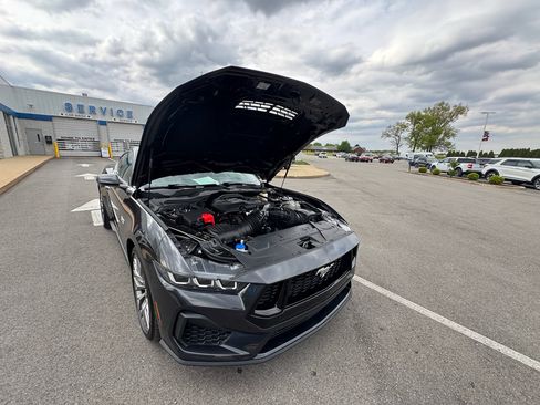 Used 2024 Ford Mustang GT Premium RWD image 31