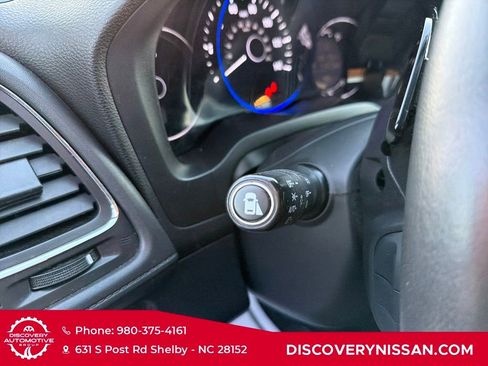 Used 2018 Honda HR-V EX-L image 14