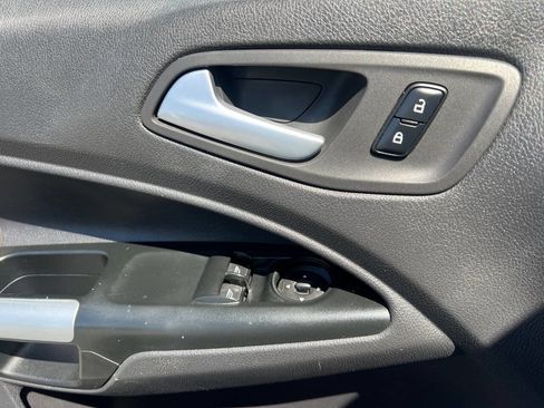 Used 2017 Ford Transit Connect XLT image 14