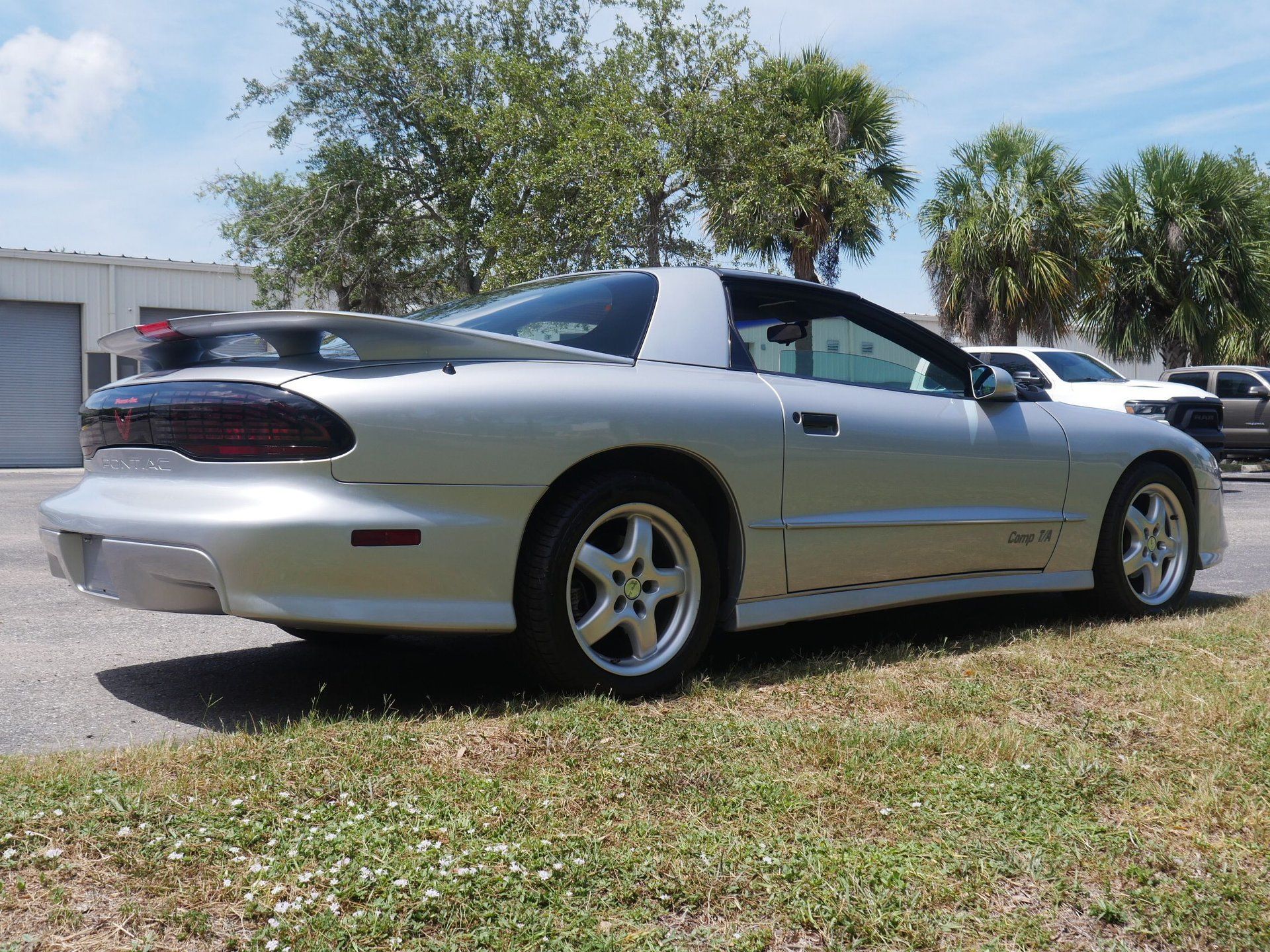 Used 1997 Pontiac Firebird Trans Am RWD image 37