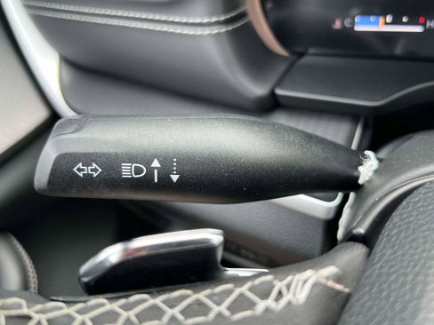 Used 2023 Jeep Grand Cherokee L Laredo AWD/4WD image 17