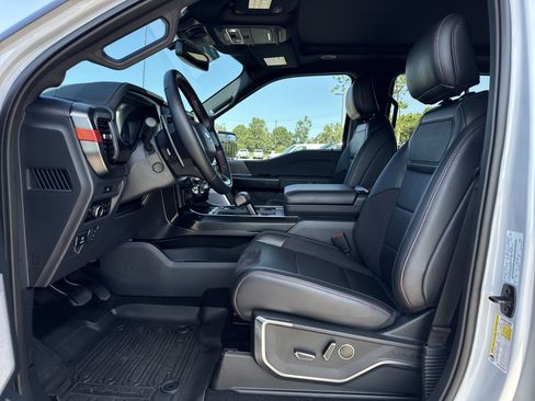 Used 2025 Ford F150 Raptor AWD/4WD image 17