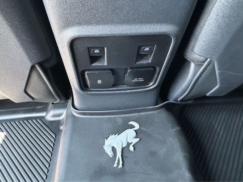 Used 2023 Ford Bronco Black Diamond AWD/4WD image 16