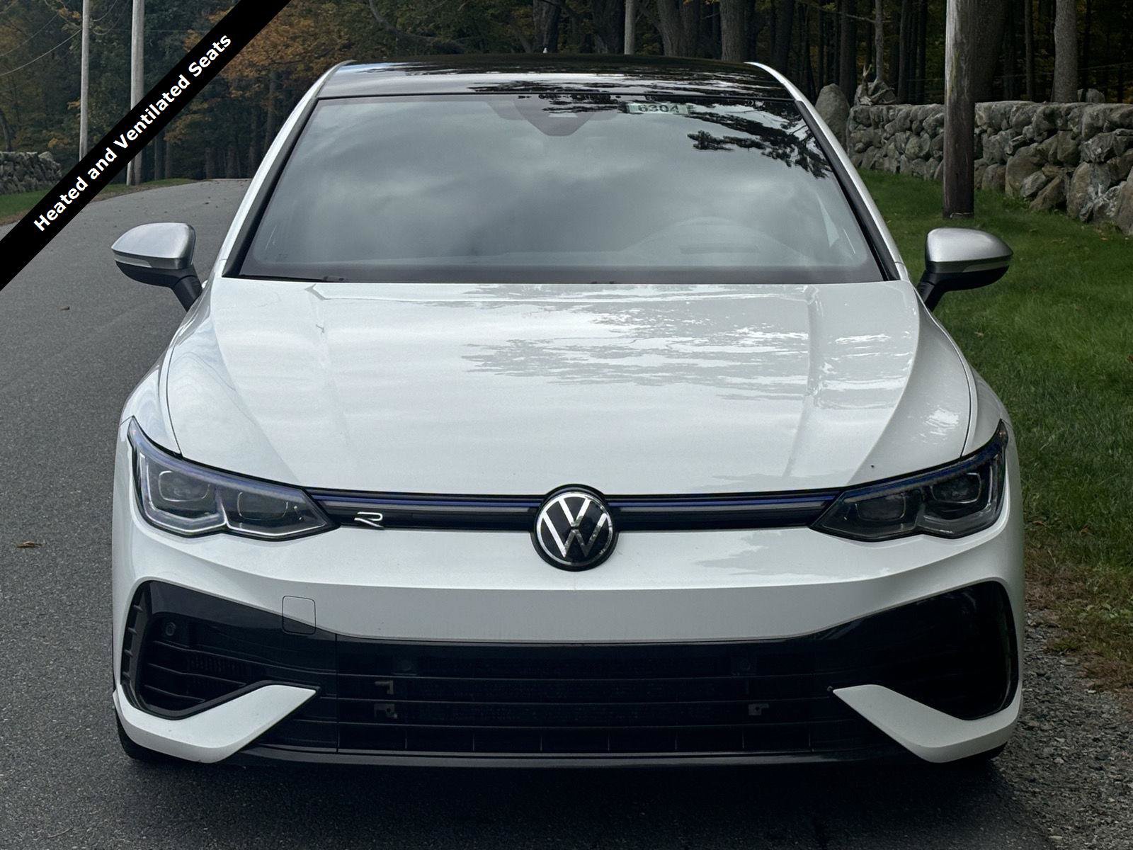 Used 2024 Volkswagen Golf R AWD/4WD image 3