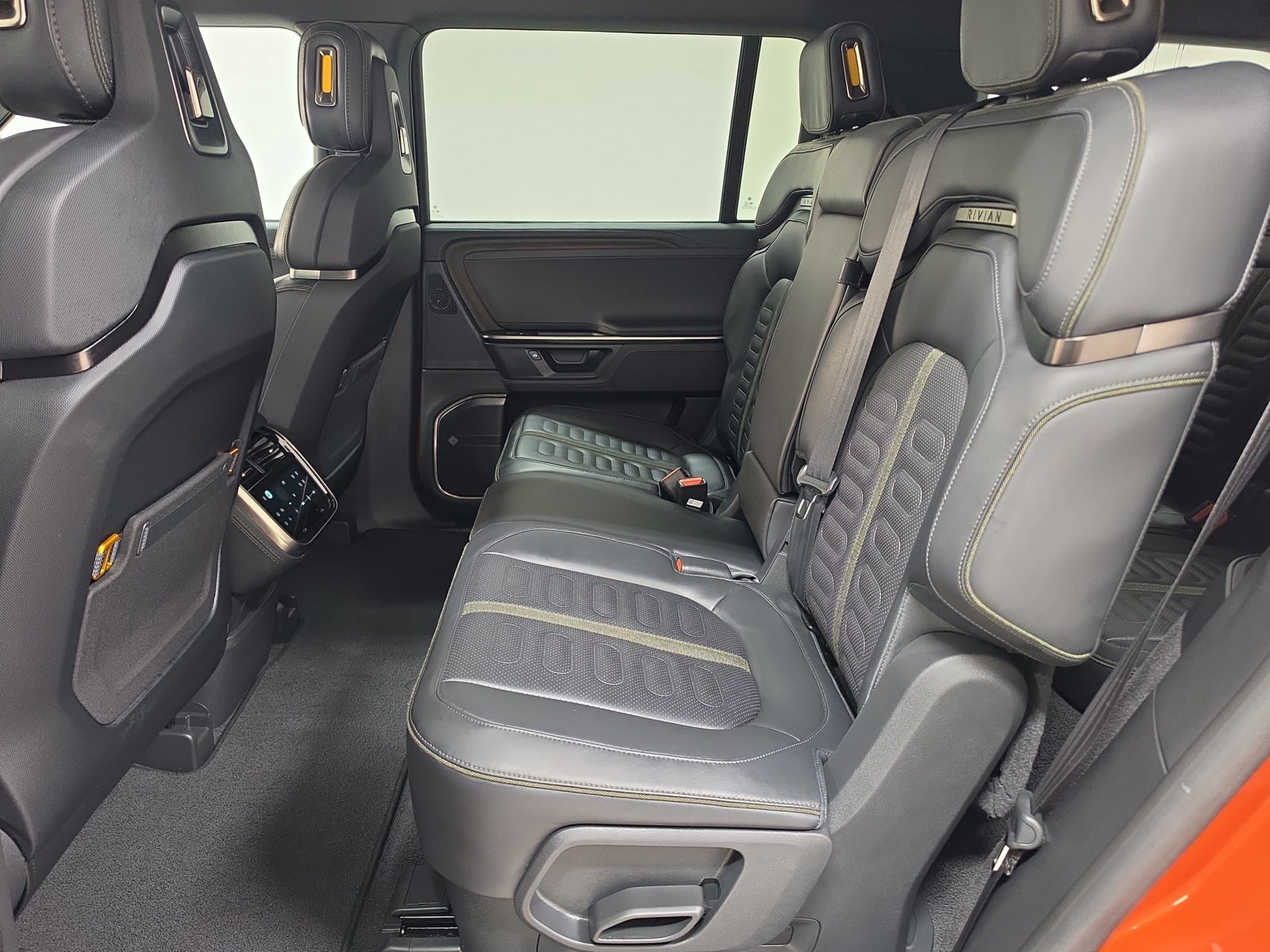 Used 2025 Rivian R1S Adventure Dual AWD/4WD image 21