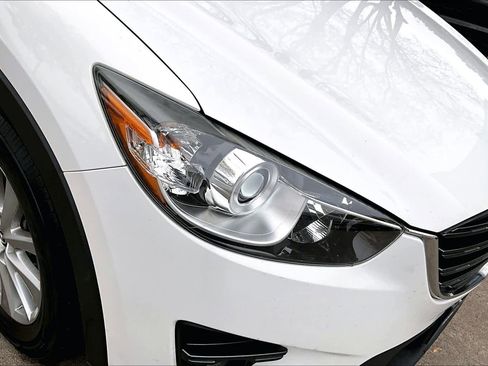 Used 2016 MAZDA CX-5 Touring image 25