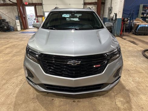 Used 2024 Chevrolet Equinox RS w/ RS Leather Package image 7