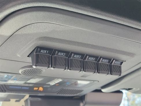 New 2025 Ford Bronco Big Bend w/ Black Diamond Package image 25