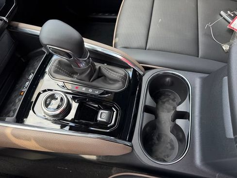 New 2026 GMC Canyon Denali AWD/4WD image 15