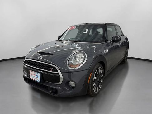 Used 2017 MINI Cooper S FWD image 4