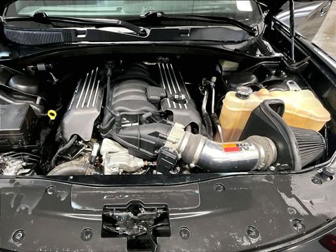 Used 2015 Dodge Charger R/T Scat Pack w/ Technology Group image 28