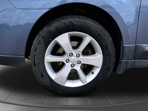 Used 2013 Subaru Outback 2.5i Premium AWD/4WD image 29
