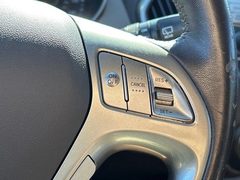 Used 2012 Hyundai Tucson GLS FWD image 16