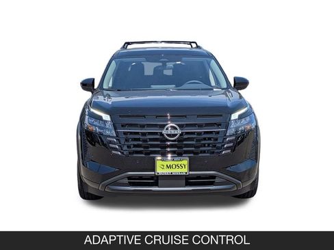 New 2026 Nissan Pathfinder SV FWD image 4