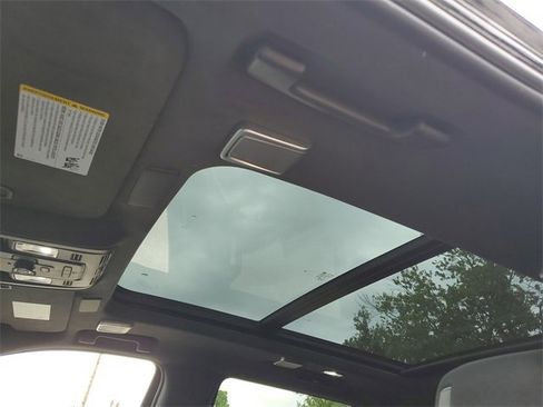 Certified 2023 Cadillac Escalade Sport Platinum image 26