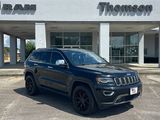 Used 2017 Jeep Grand Cherokee Limited w/ Luxury Group II image 2