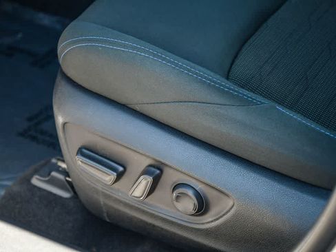 Used 2022 Toyota RAV4 SE AWD/4WD image 26