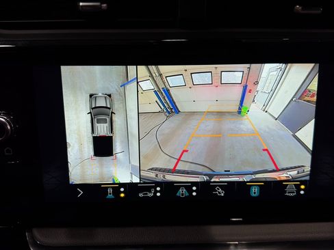 Used 2022 GMC Sierra 1500 AT4 w/ AT4 Premium Package image 33