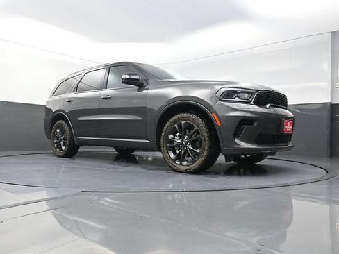 Used 2024 Dodge Durango GT w/ Blacktop Package AWD/4WD image 30