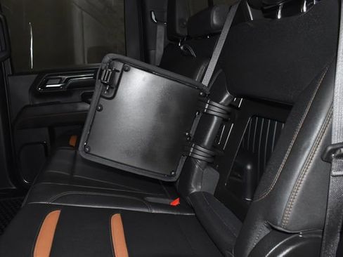 Used 2024 GMC Sierra 2500 AT4 w/ Technology Package image 30