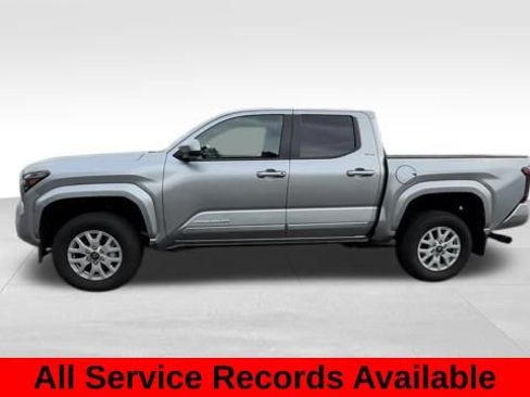 Used 2025 Toyota Tacoma SR5 AWD/4WD image 3