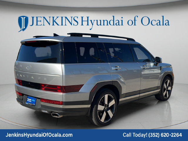Used 2024 Hyundai Santa Fe Limited FWD image 3