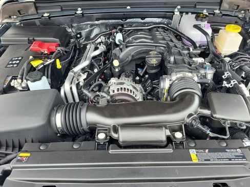 New 2026 Jeep Gladiator Sport AWD/4WD image 17