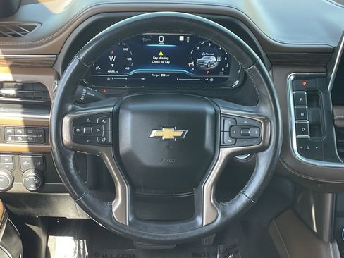 Used 2022 Chevrolet Tahoe High Country AWD/4WD image 19