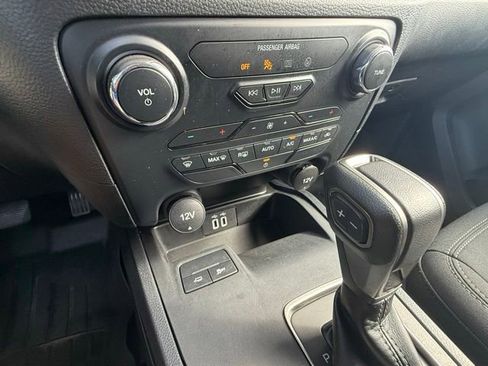 Used 2022 Ford Ranger XLT w/ Equipment Group 301A Mid RWD image 25