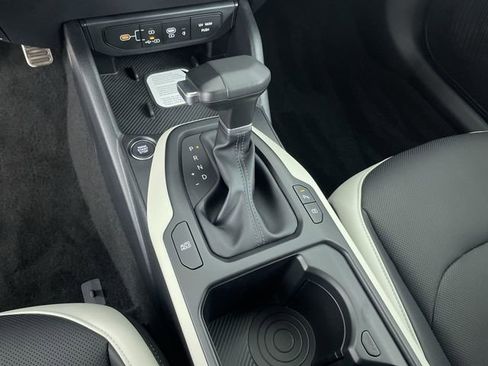 New 2025 Kia K4 GT-Line Turbo image 32
