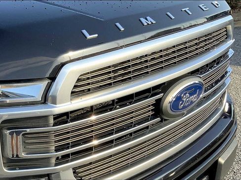 Used 2019 Ford F150 Limited w/ Trailer Tow Package image 30