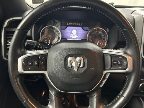 Used 2022 RAM 1500 Big Horn AWD/4WD image 17