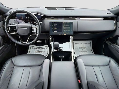 Used 2025 Land Rover Range Rover Sport Dynamic SE image 15