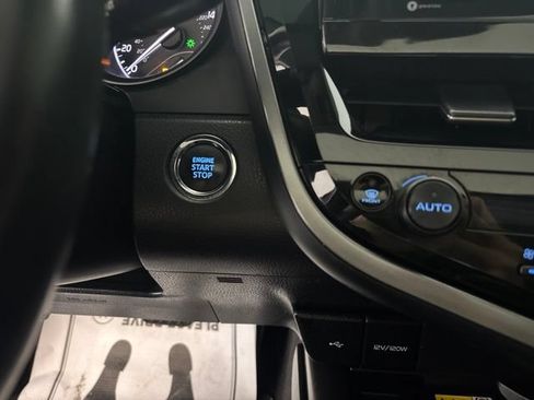 Used 2023 Toyota Camry SE w/ Audio Upgrade Package FWD image 8