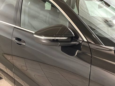 New 2025 Audi Q5 Premium Plus image 23