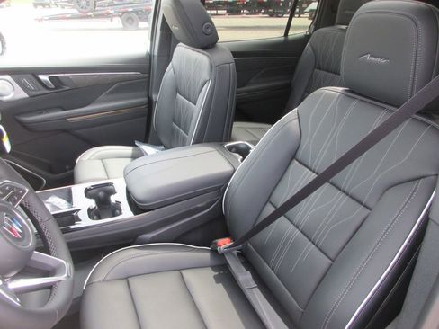 New 2026 Buick Enclave Avenir w/ Super Cruise Package AWD/4WD image 11