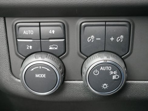 Certified 2023 Chevrolet Suburban RST w/ Luxury Package image 34