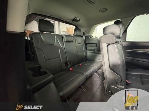 Used 2020 Kia Telluride EX AWD/4WD image 10