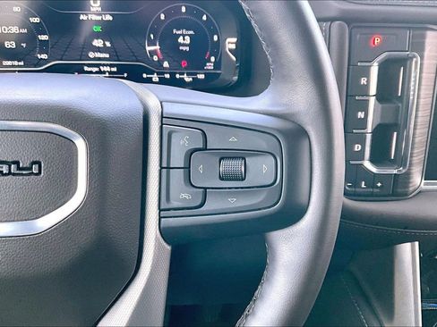Used 2024 GMC Yukon Denali RWD image 23