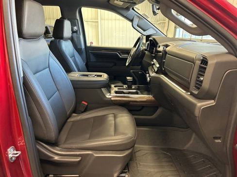 Used 2022 GMC Sierra 1500 Elevation w/ Elevation Premium Package image 25