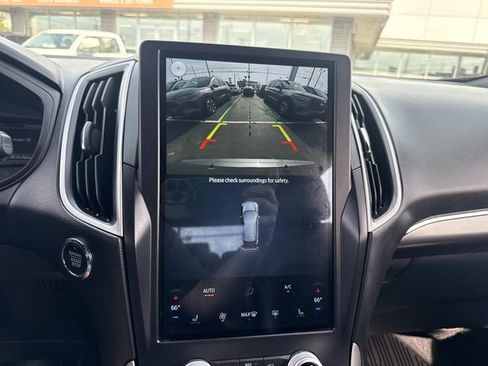 Used 2022 Ford Edge ST-Line w/ Class II Trailer Tow Package AWD/4WD image 29
