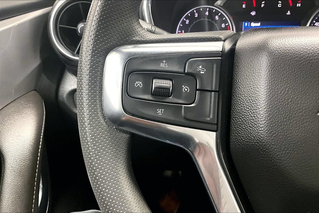 Used 2022 Chevrolet Blazer LT FWD image 19