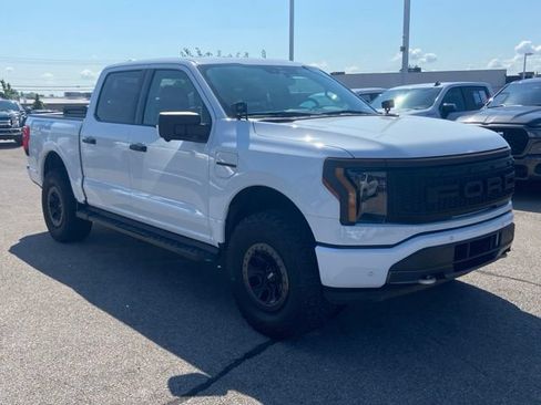 Used 2023 Ford F150 Lightning XLT AWD/4WD image 2