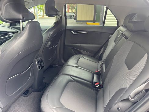Used 2023 Kia Niro Wind w/ Wind Preserve Package FWD image 12