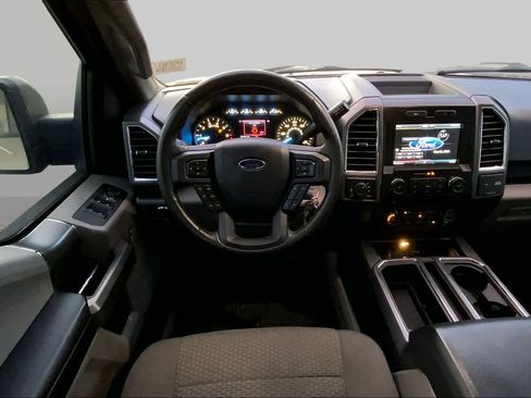 Used 2015 Ford F150 XLT w/ Equipment Group 302A Luxury AWD/4WD image 5
