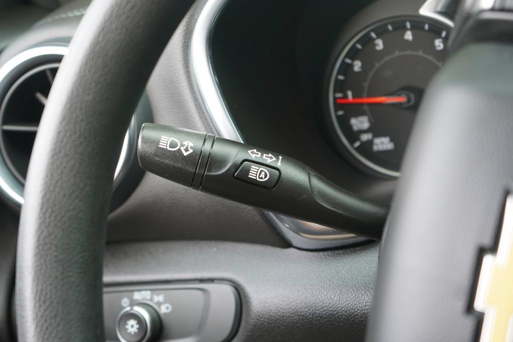Used 2021 Chevrolet Blazer LT FWD image 15